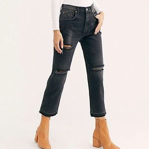 Sold Free People NWT black distressed jeans!